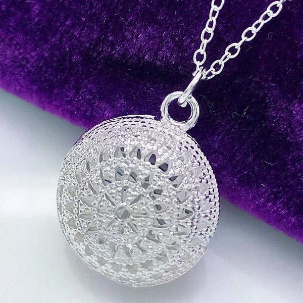 Round Bag Hollow Retro Elegant Pendant Necklace